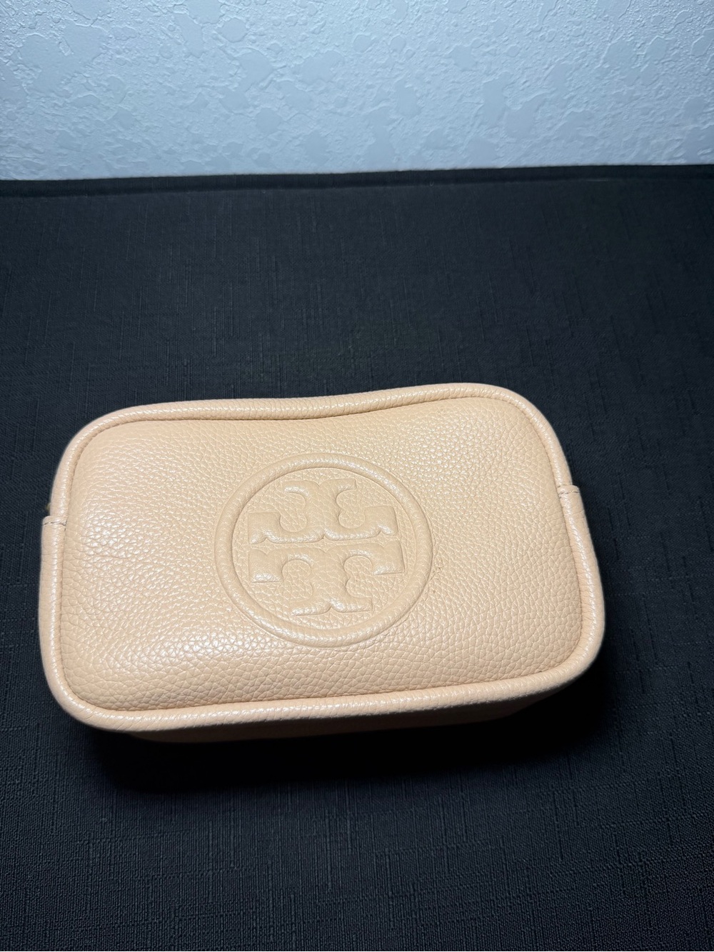 Tory Burch Pebbled Leather Cosmetic Case - Light Peach